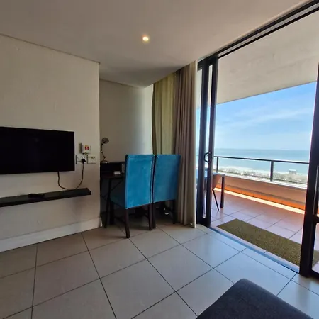 Accommodation Front - Comfy 4 Sleeper Across Ushaka Durban Exterior foto