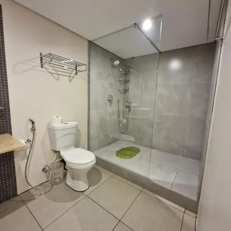 Accommodation Front - Comfy 4 Sleeper Across Ushaka Durban Exterior foto